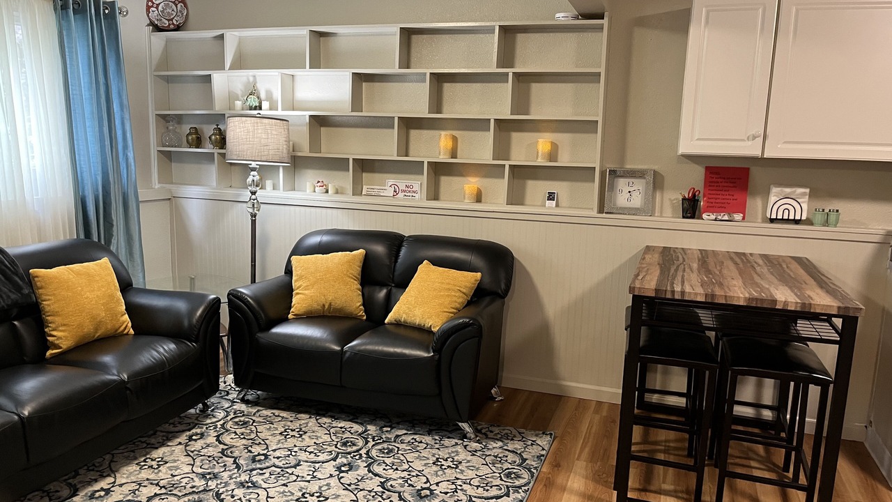 Photo of Bedroom in Airport Heights Community Council