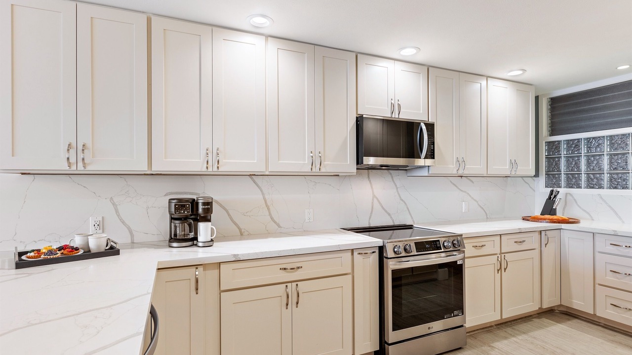 Photo of Kitchen in Kahana