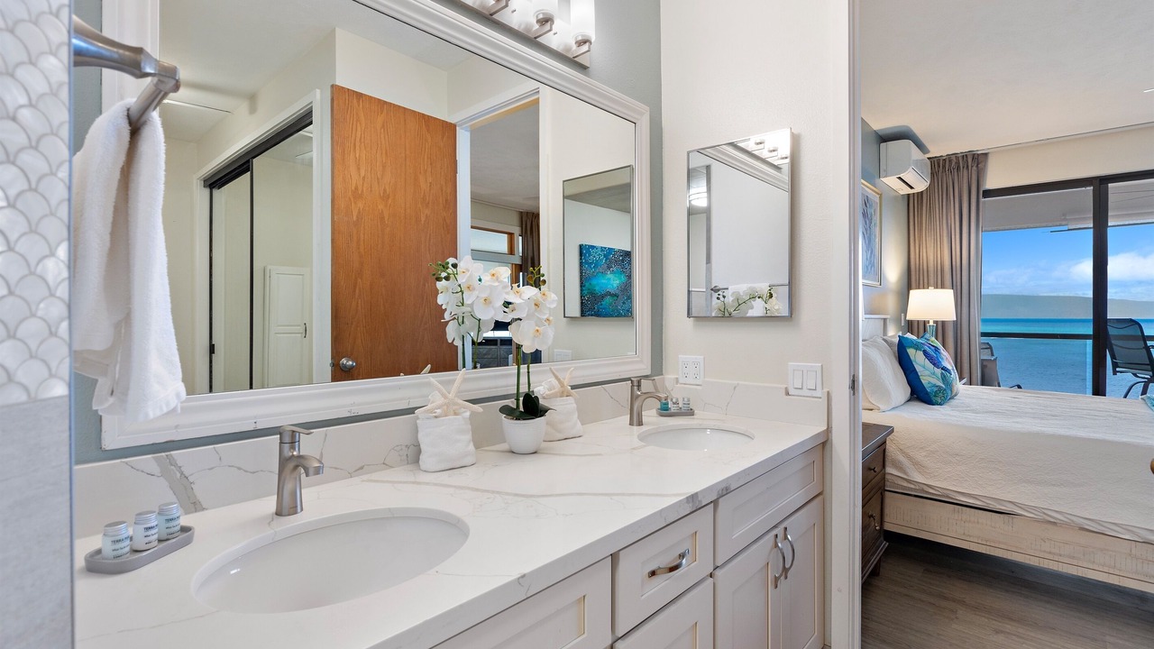 Photo of Bathroom in Kahana