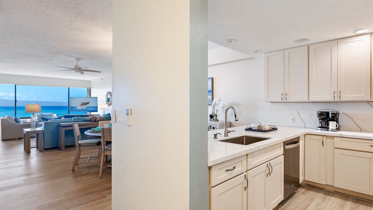 Photo of Kitchen in Kahana