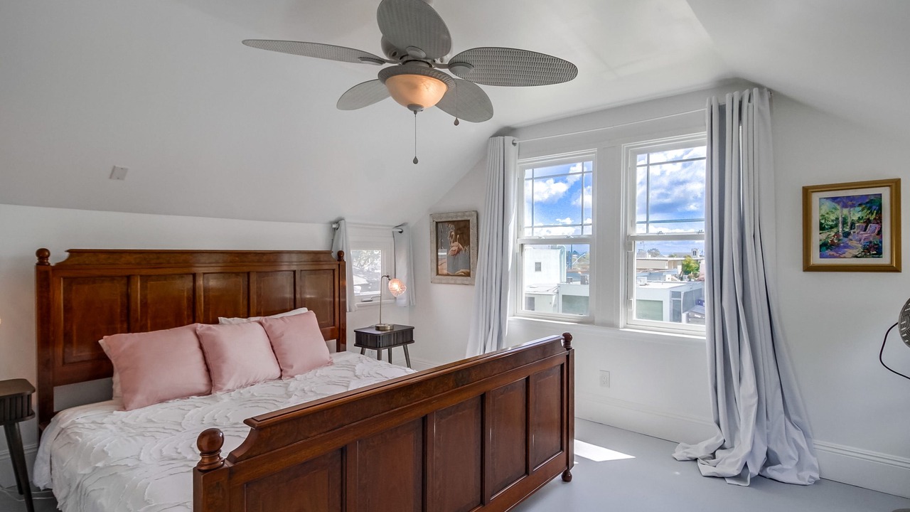 Photo of Bedroom in Golden Hill