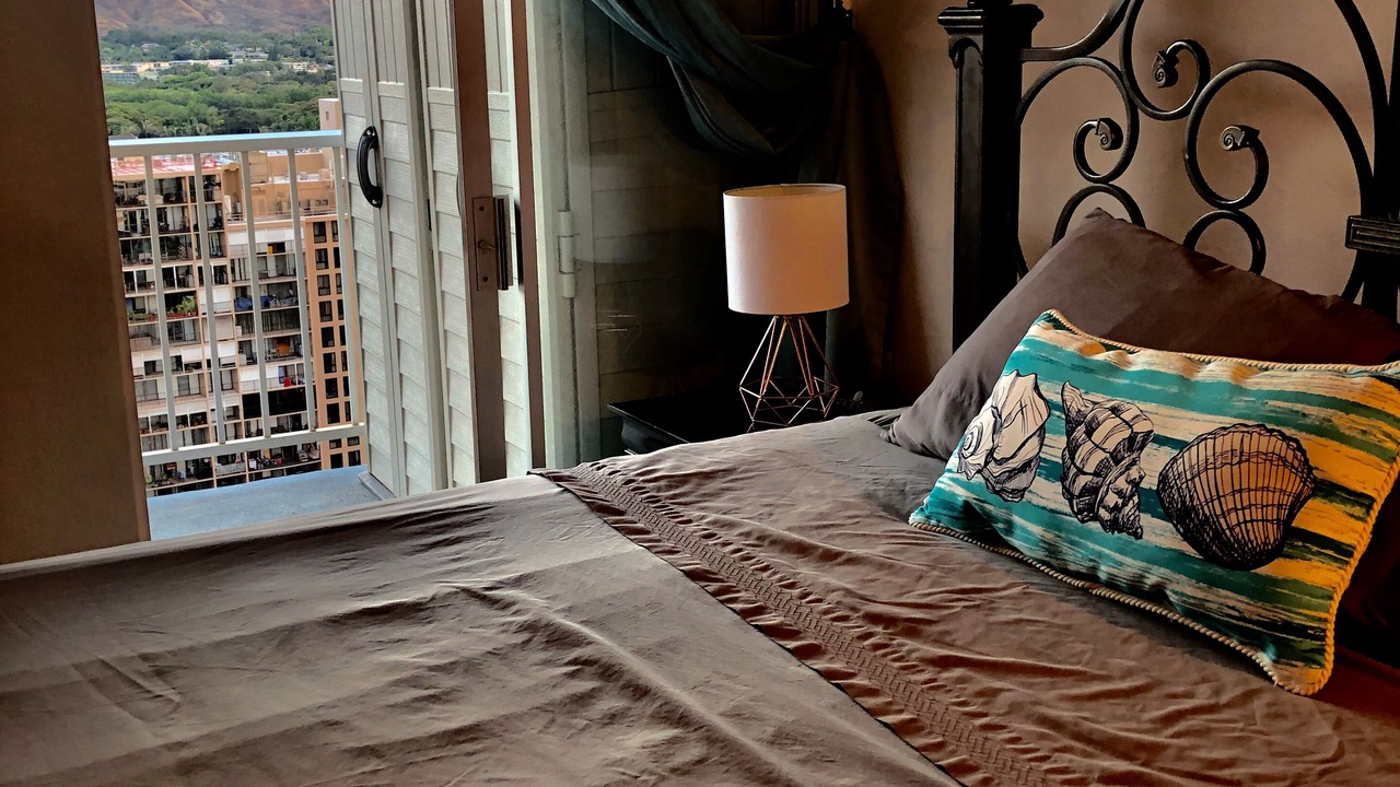 Photo of Bedroom in Waikiki