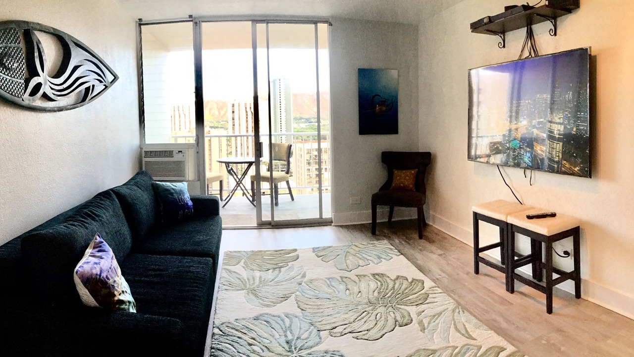 Photo of Livingroom in Waikiki