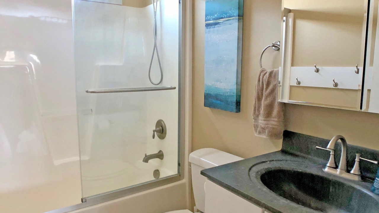 Photo of Bathroom in Topsail Beach