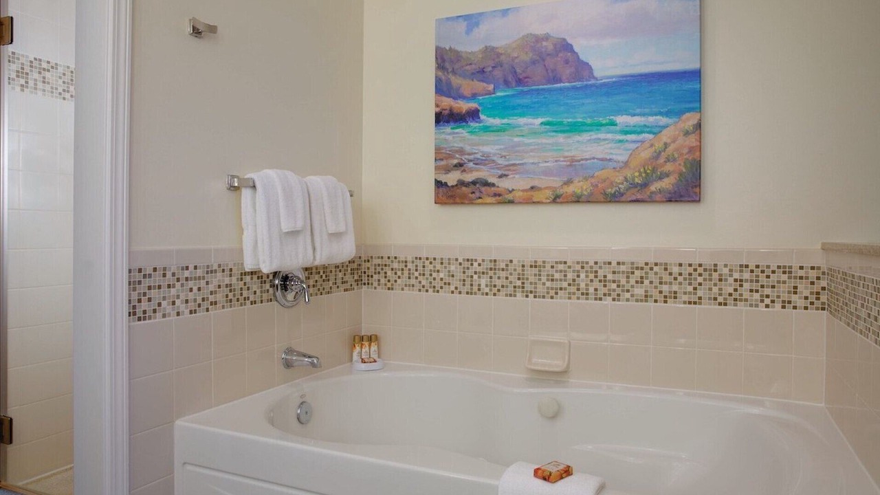 Photo of Bathroom in Poipu