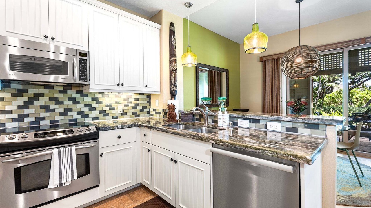 Photo of Kitchen in Kulalani