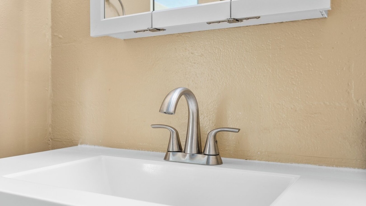 Photo of Bathroom in Keaukaha