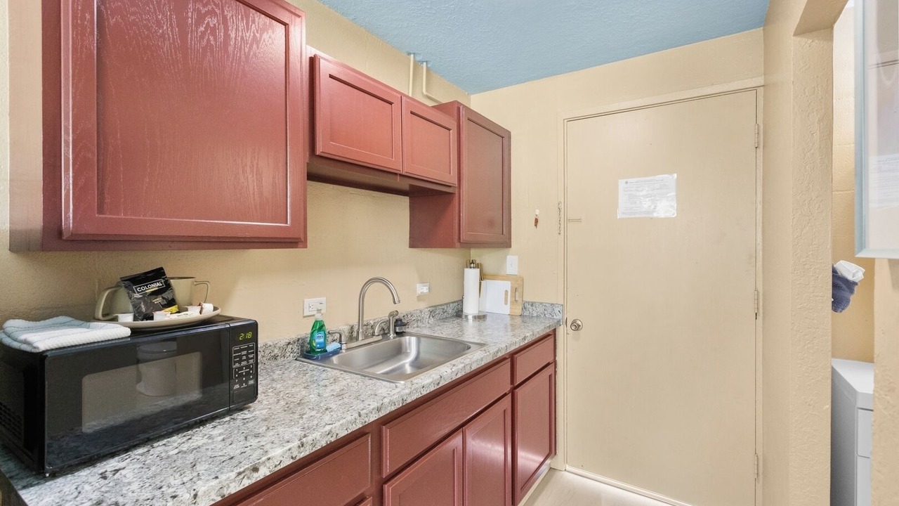Photo of Kitchen in Keaukaha
