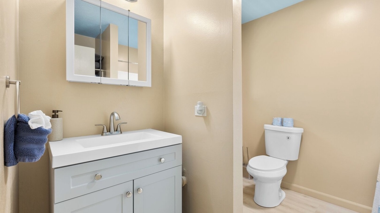 Photo of Bathroom in Keaukaha