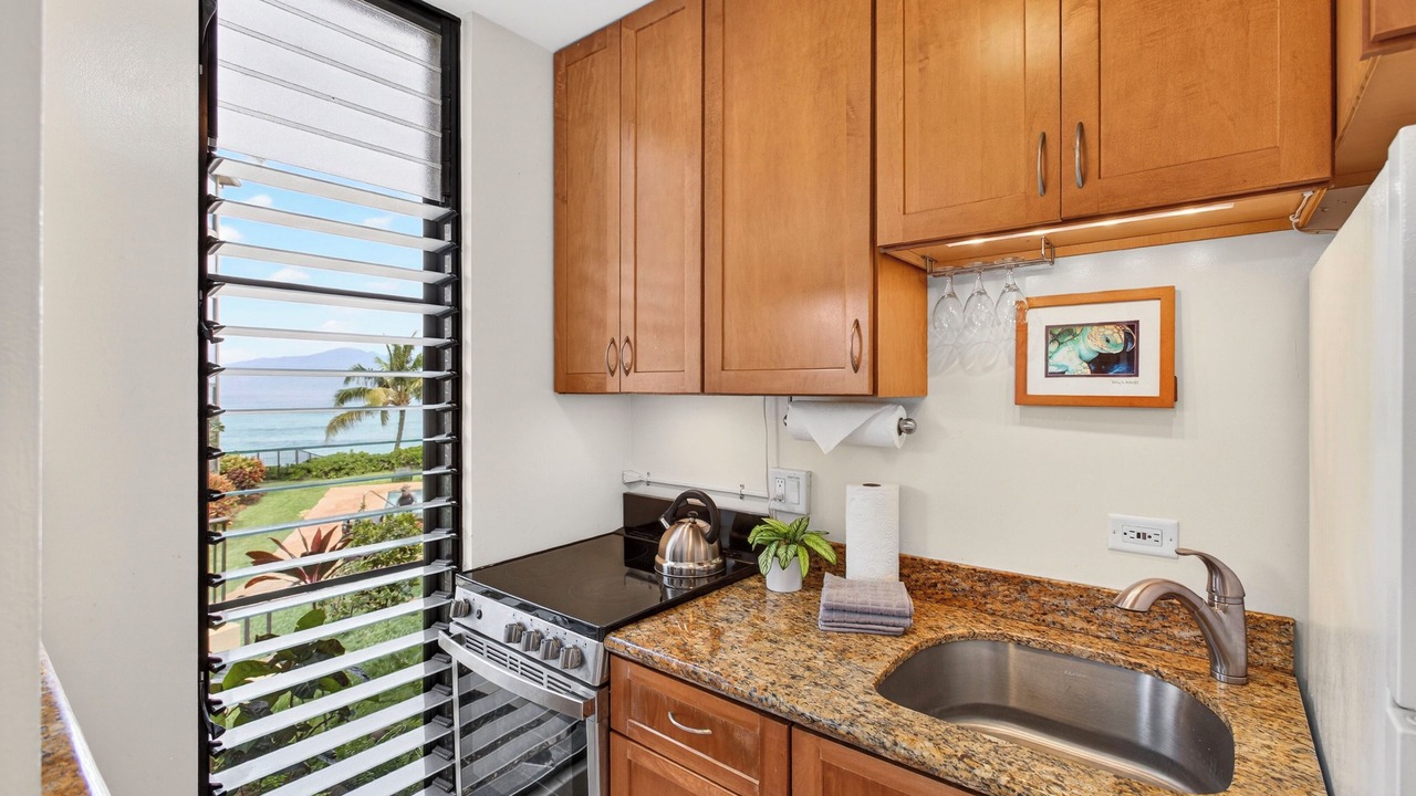 Photo of Kitchen in Kahana