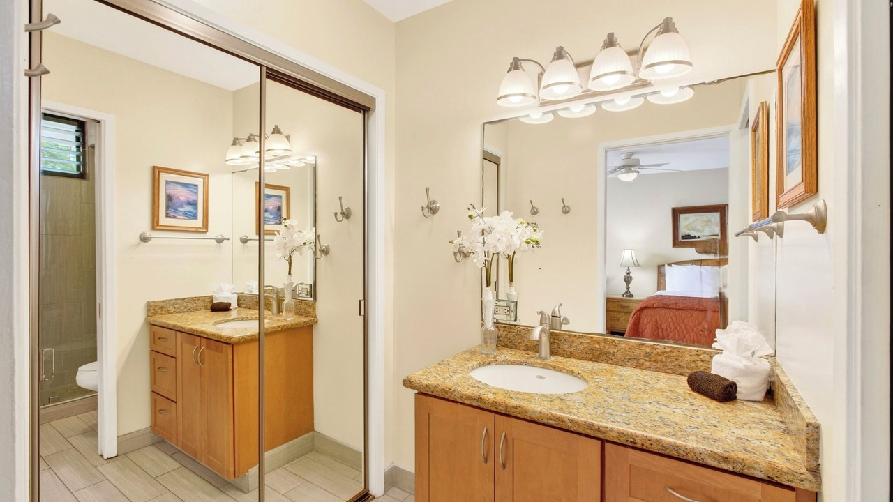 Photo of Bathroom in Kahana