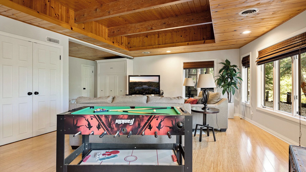 Photo of Bedroom in Cedar Glen