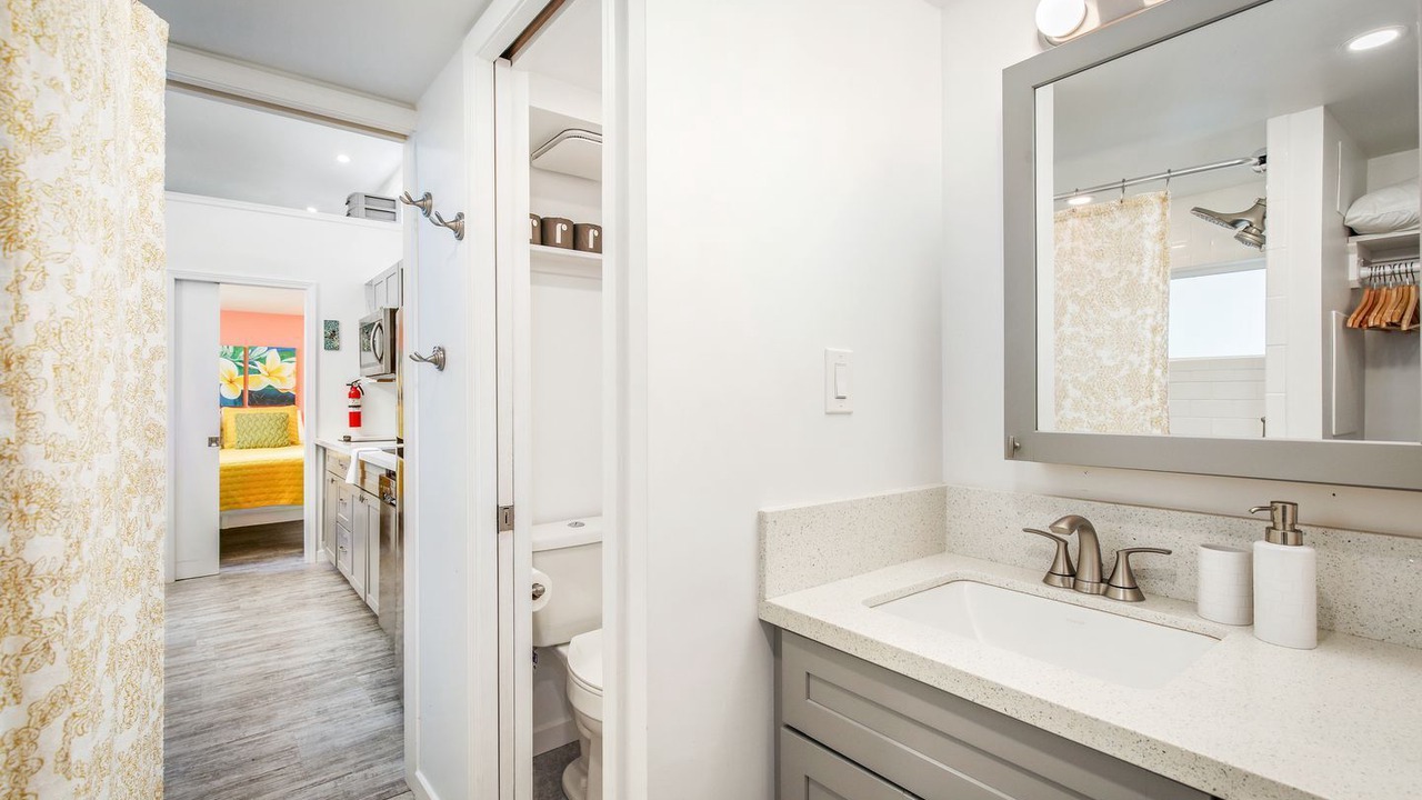 Photo of Bathroom in Holualoa