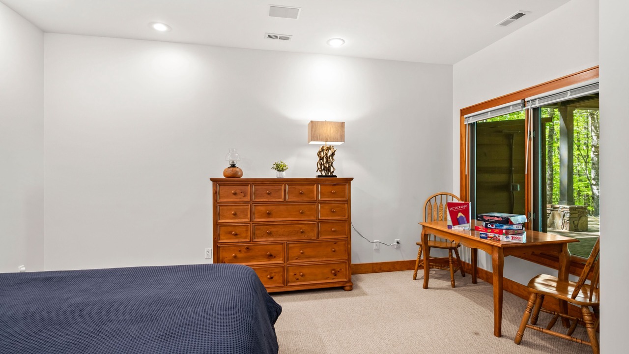 Photo of Bedroom in Cedar Mountain