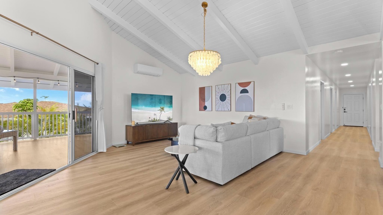Photo of Livingroom in Kona Palisades