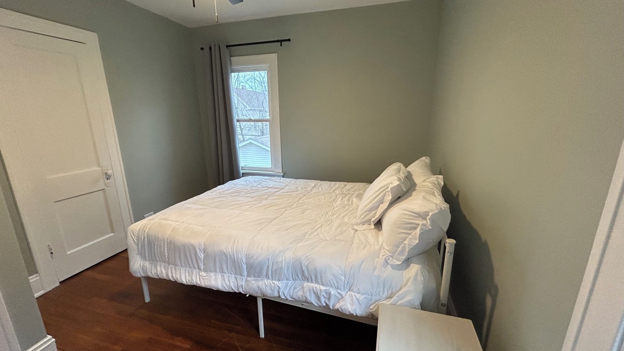 Photo of Bedroom in Lakewood