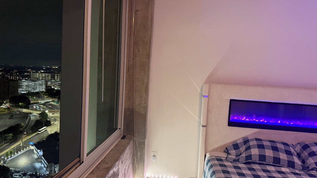 Photo of Bedroom in Peachtree Center