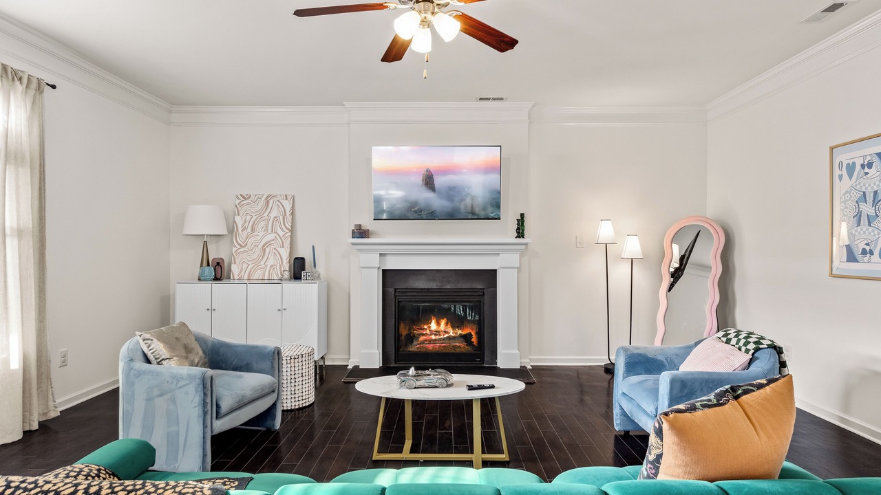 Photo of Livingroom in Steele Creek