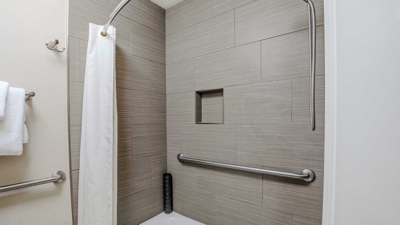 Photo of Bathroom in Kapaa