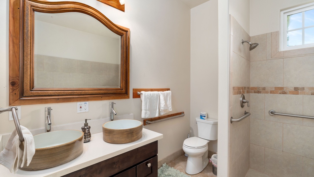 Photo of Bathroom in Keaau