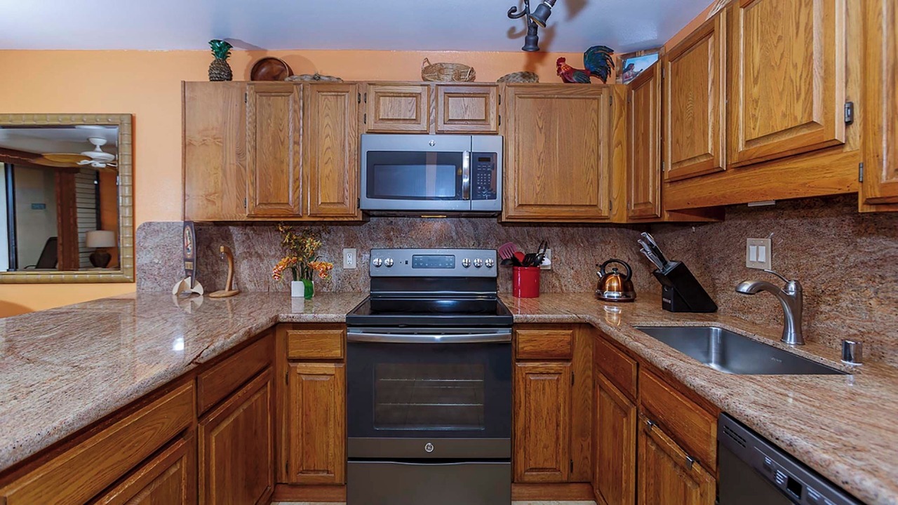 Photo of Kitchen in Poipu