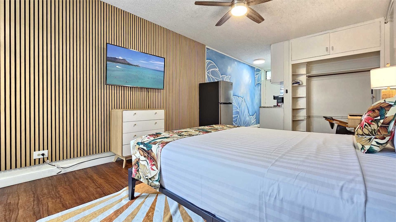 Photo of Bedroom in Waikiki