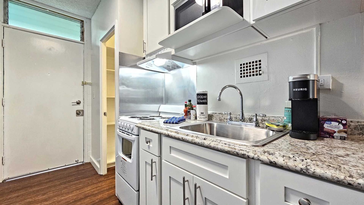 Photo of Kitchen in Waikiki