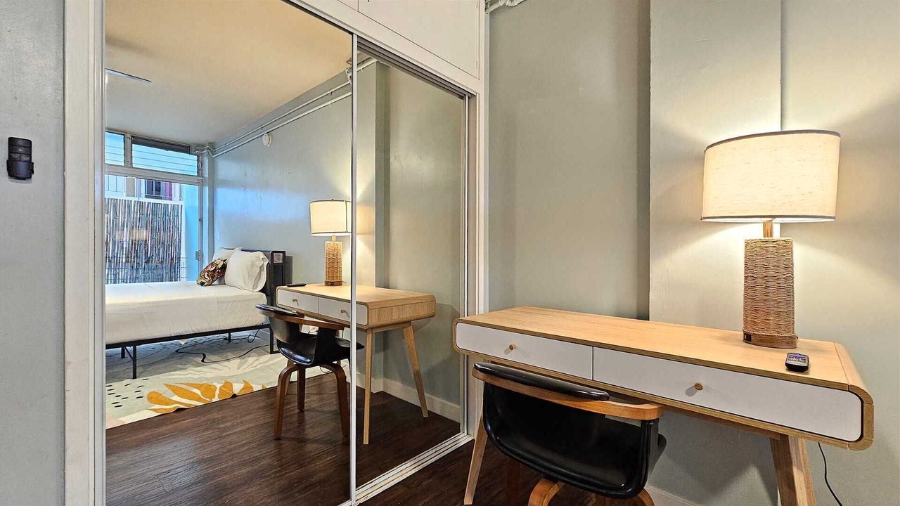 Photo of Bedroom in Waikiki