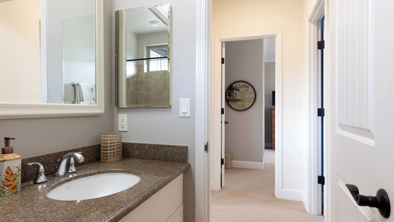 Photo of Bathroom in Kulalani
