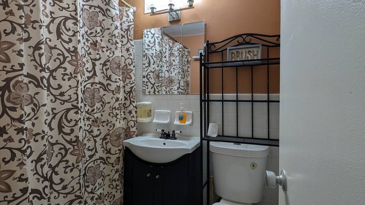 Photo of Bathroom in Downtown Atlanta