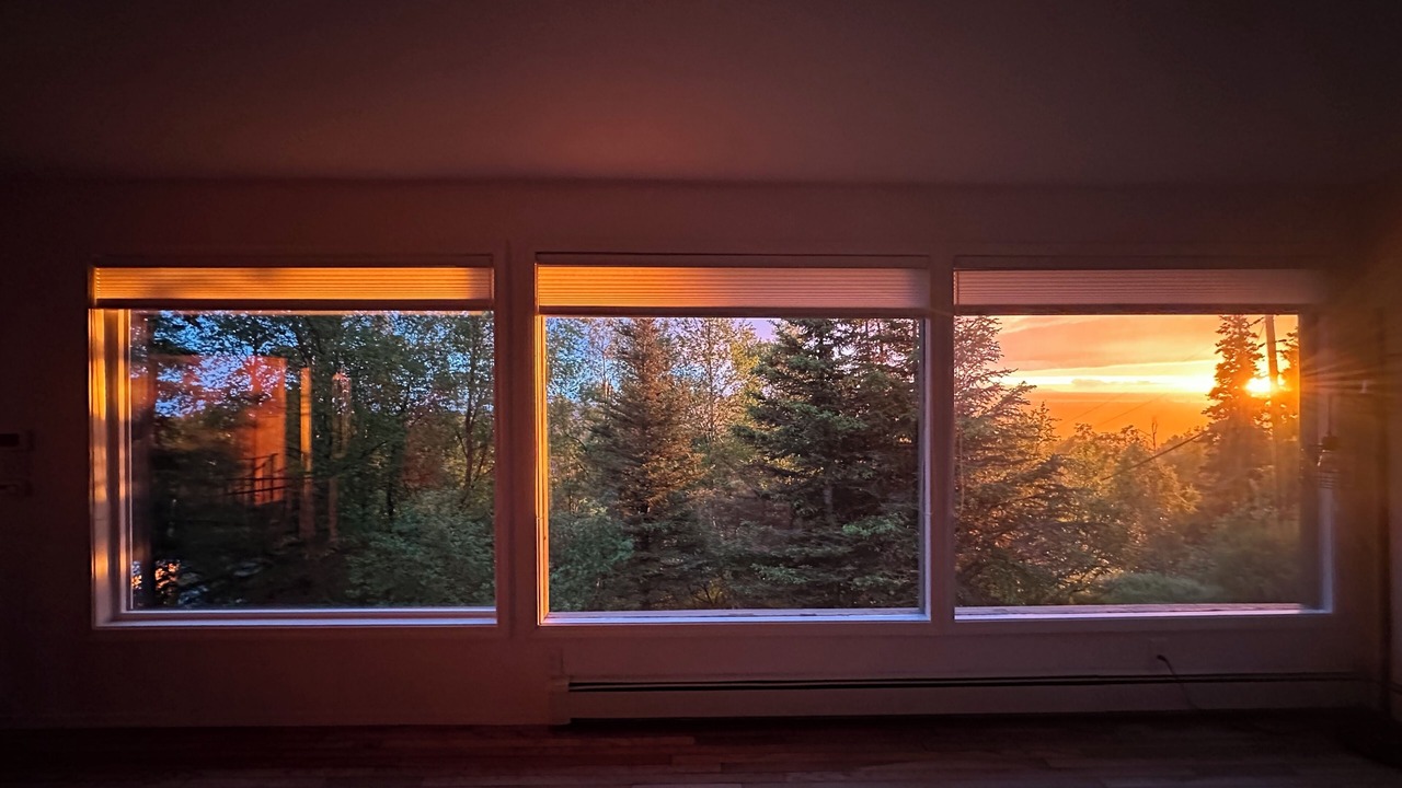 Photo of Livingroom in Hillside East