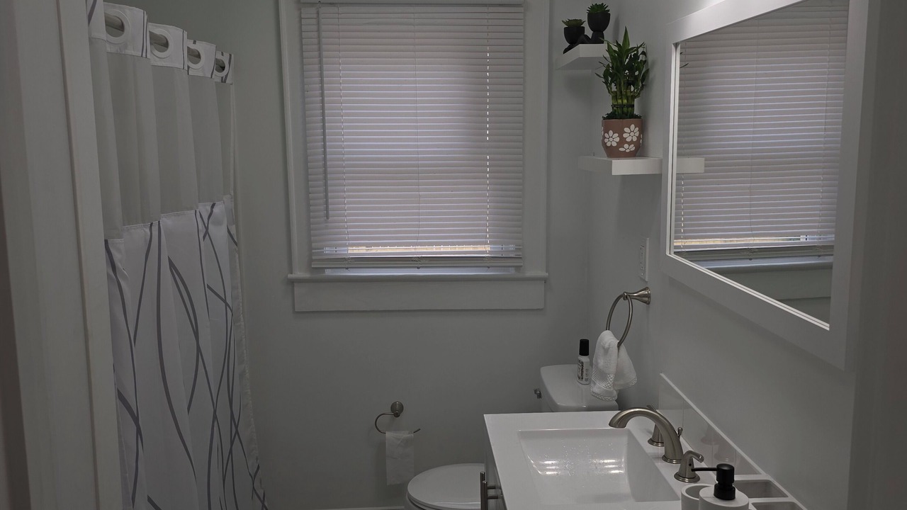 Photo of Bathroom in Ponderosa - Wingate