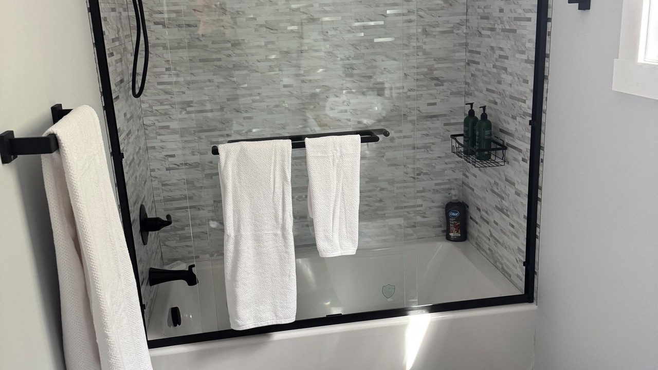 Photo of Bathroom in Durants Neck