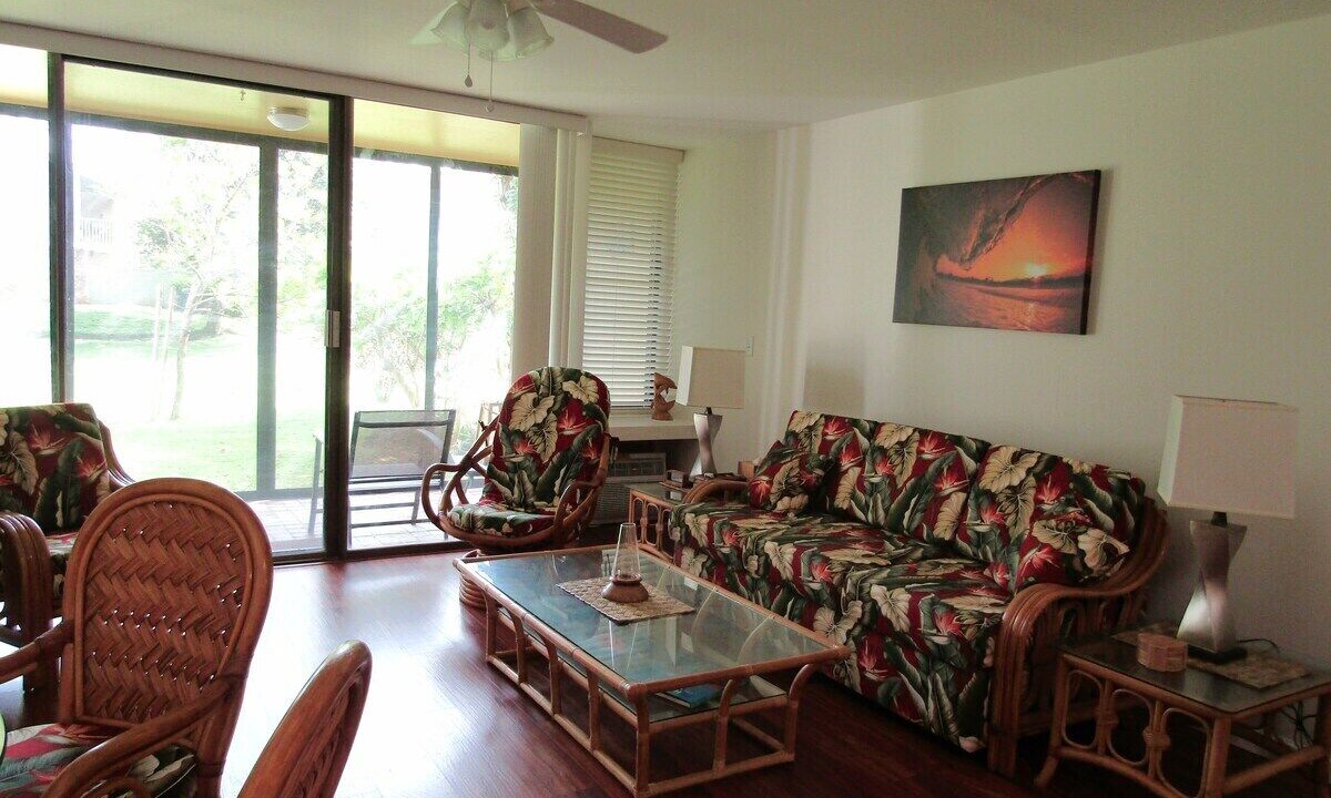 Photo of Livingroom in Kahuku
