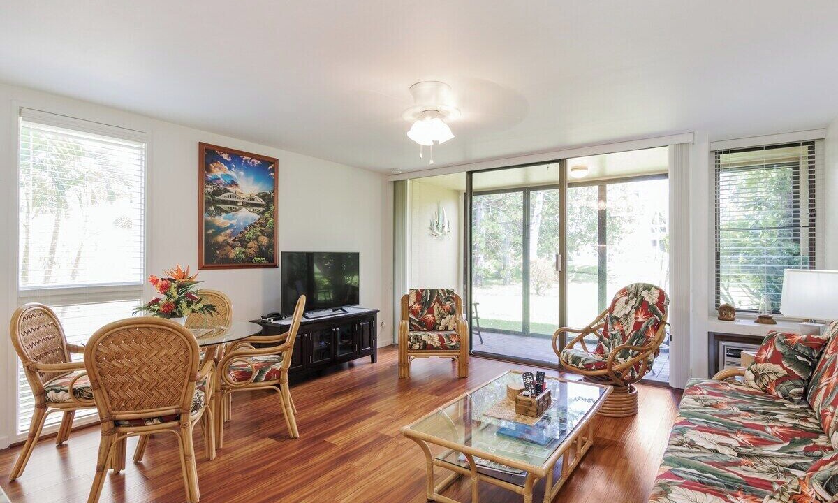 Photo of Livingroom in Kahuku