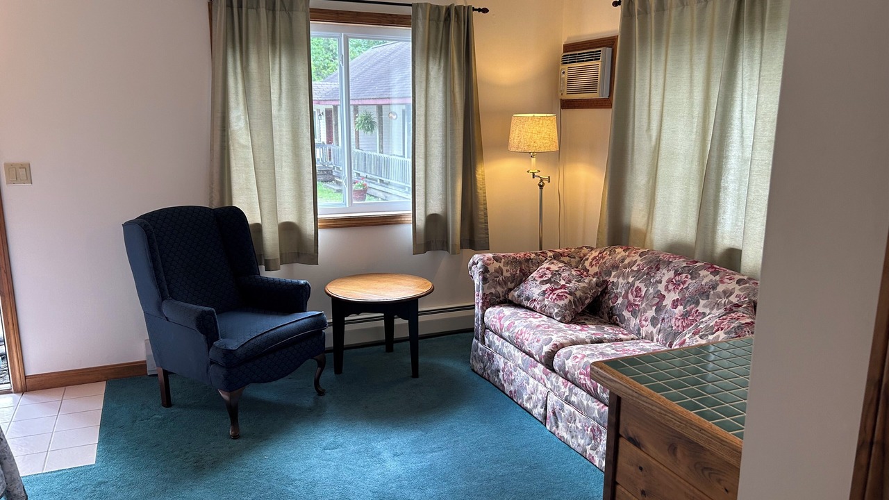 Photo of Livingroom in Somerset County