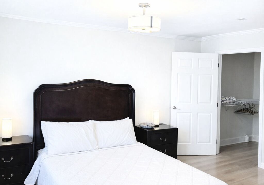 Photo of Bedroom in Garden Hills