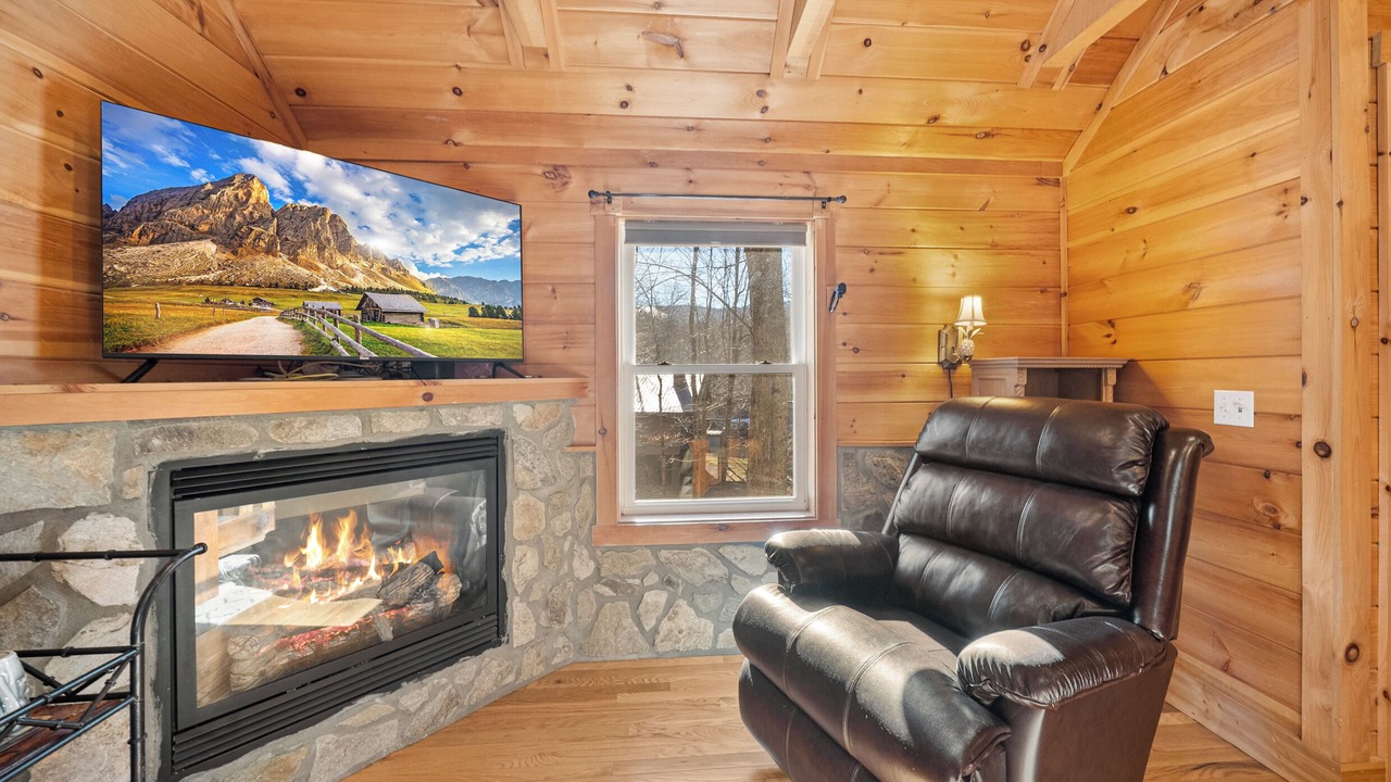 Photo of Livingroom in Charter Hills