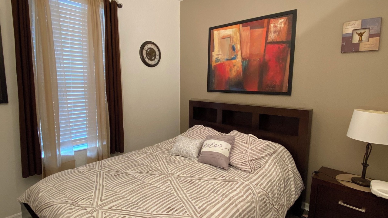 Photo of Bedroom in Regal Palms