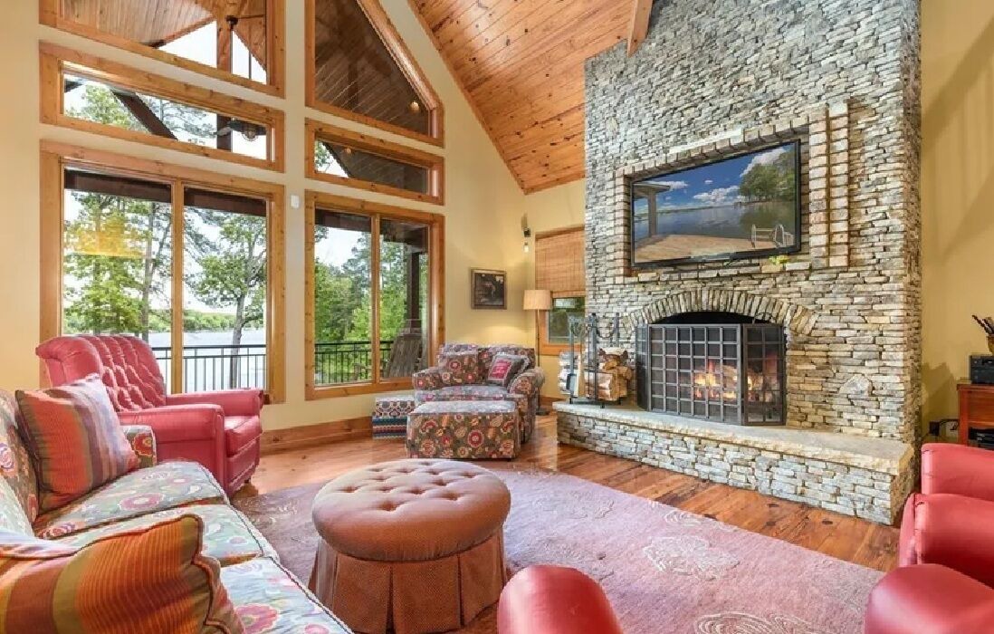 Photo of Livingroom in Macon