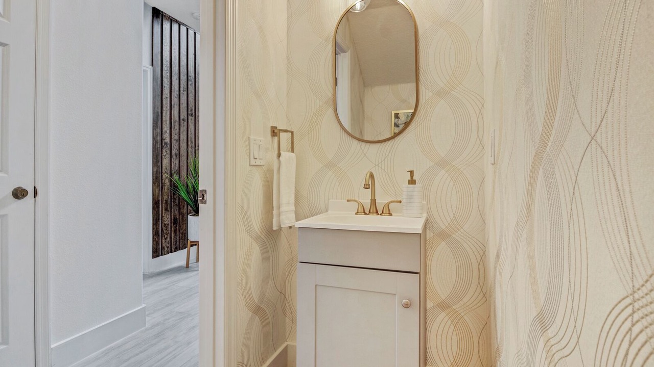 Photo of Bathroom in Watersong
