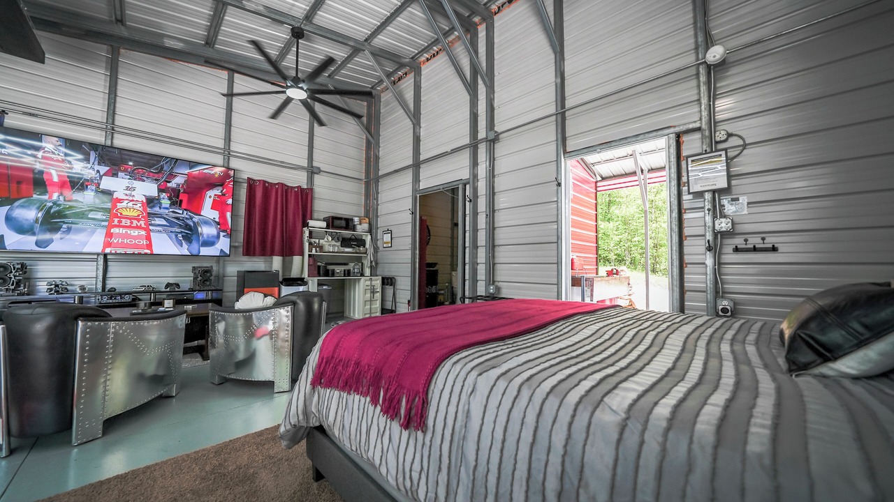 Photo of Bedroom in Robbinsville