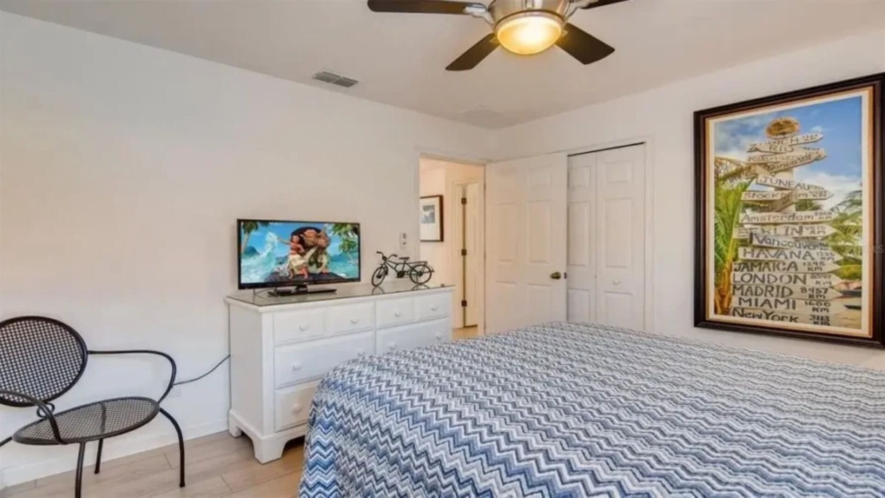 Photo of Bedroom in Watersong