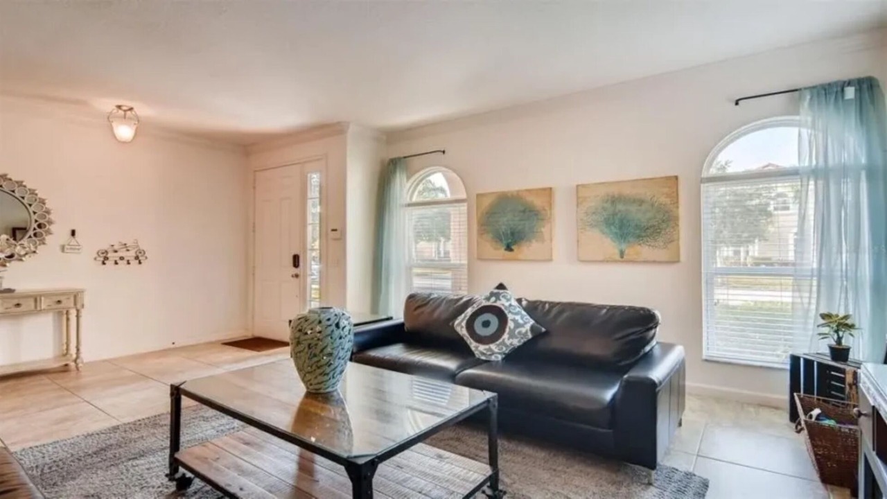 Photo of Livingroom in Watersong