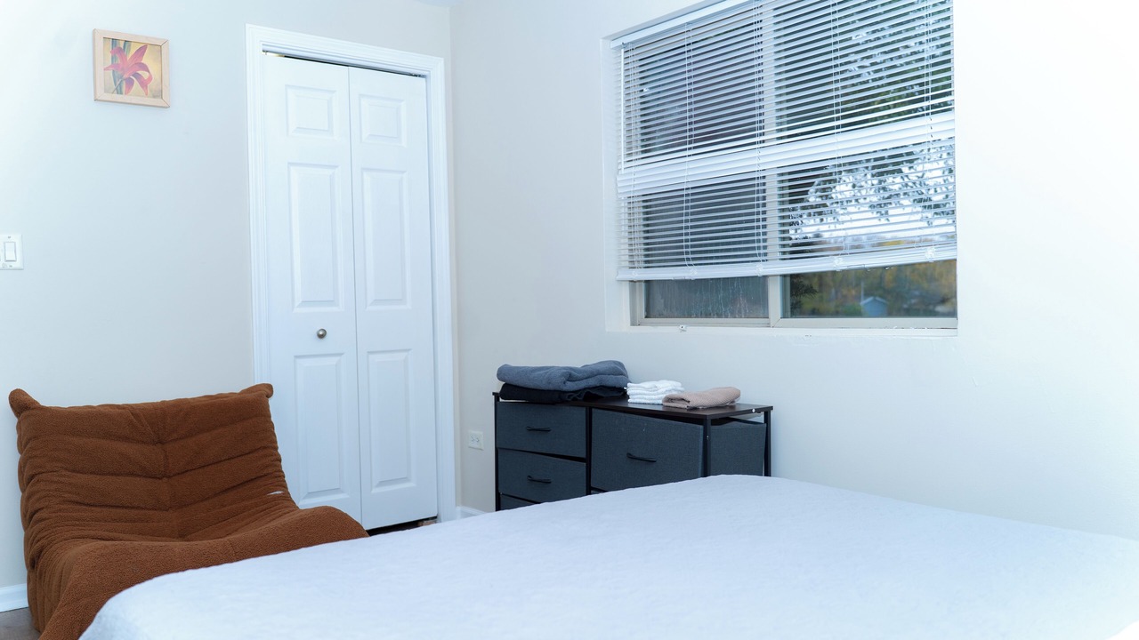 Photo of Bedroom in Carpentersville