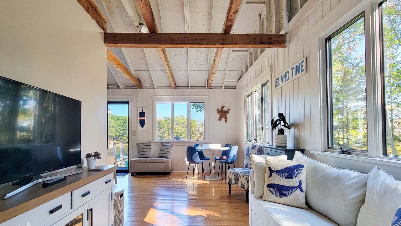 Photo of Bedroom in Isle of Springs