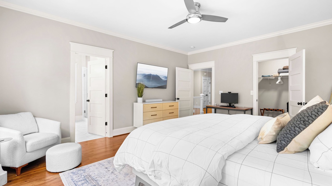 Photo of Bedroom in Chapel Hill