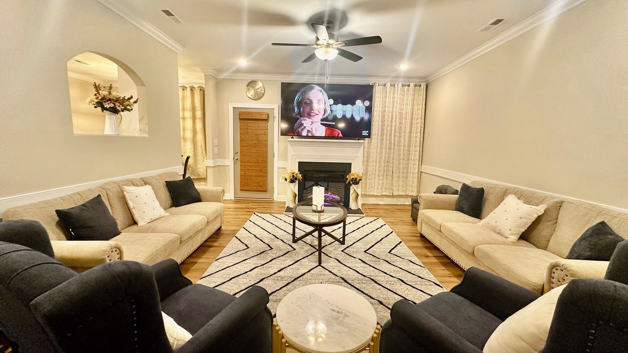 Photo of Livingroom in Rocky Mount