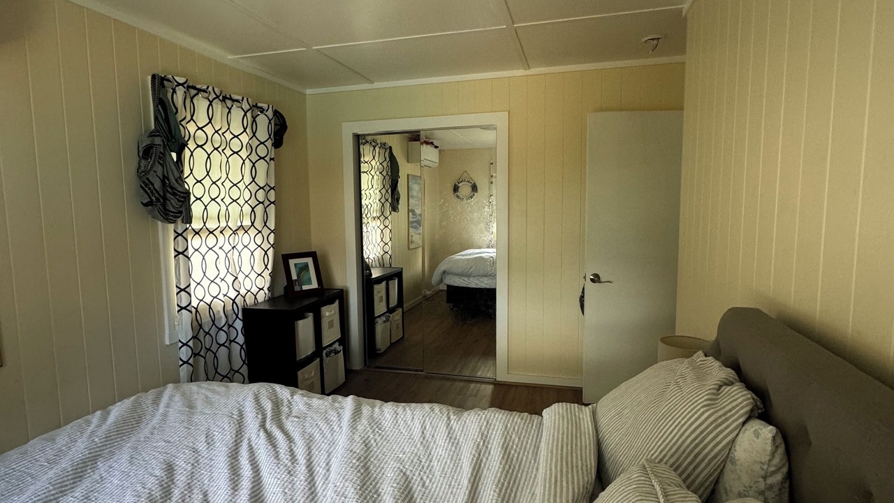 Photo of Bedroom in Waialua