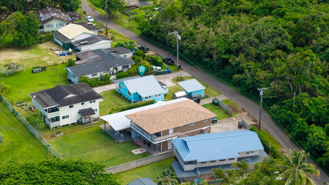 Photo of Others in Ka'a'awa